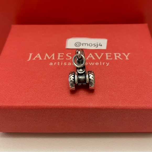Retired James Avery 3D Tractor 🚜 Charm - Picture 3 of 5